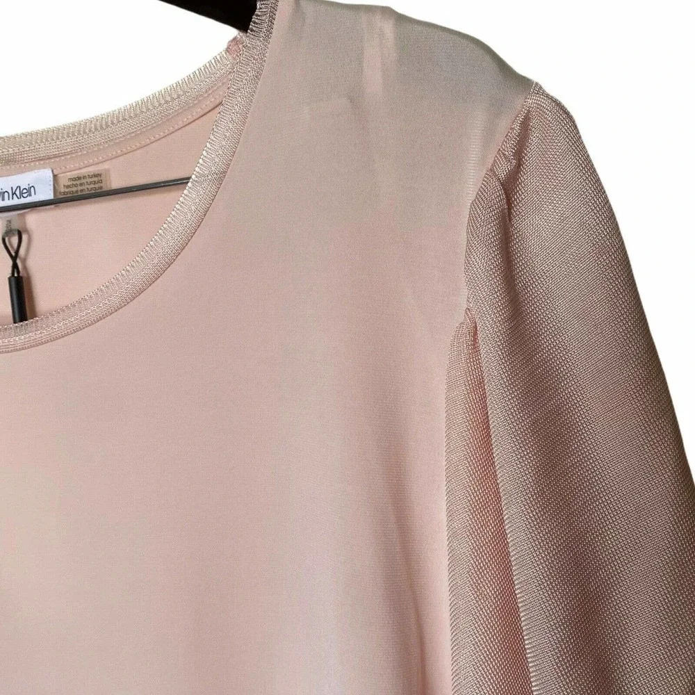 Calvin Klein Women's Top Size 2XL Short Sleeves Embellished Flutter Pink New - Picture 3 of 12